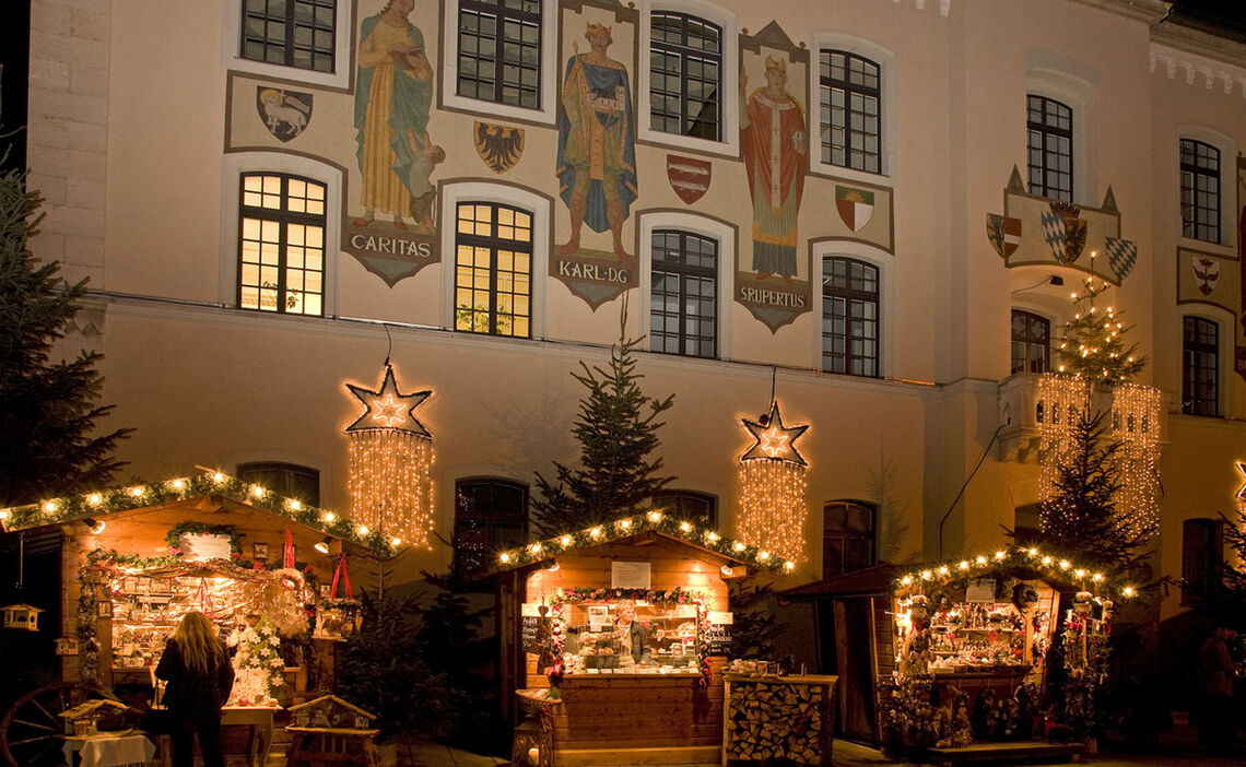 Reichenhall’s Advent in front of the town hall