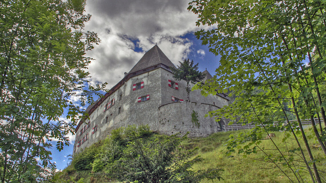 Schloss Staufeneck 1